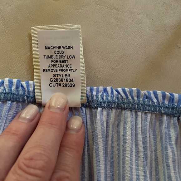 Lily Bleu Top - Picture 5 of 5